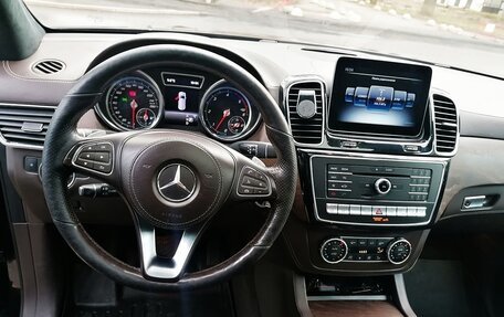 Mercedes-Benz GLS, 2018 год, 4 700 000 рублей, 18 фотография