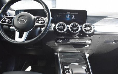 Mercedes-Benz GLB, 2020 год, 4 100 000 рублей, 13 фотография