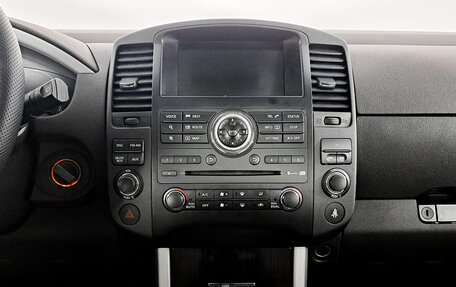 Nissan Pathfinder, 2012 год, 2 245 000 рублей, 15 фотография