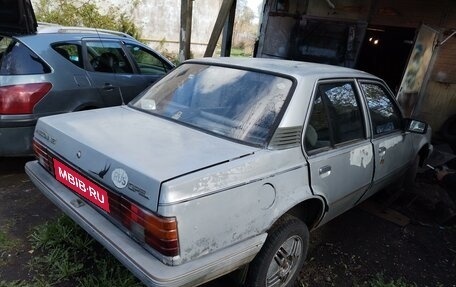 Opel Ascona C, 1985 год, 30 000 рублей, 10 фотография