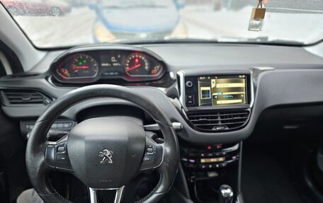 Peugeot 208 II, 2013 год, 795 000 рублей, 17 фотография