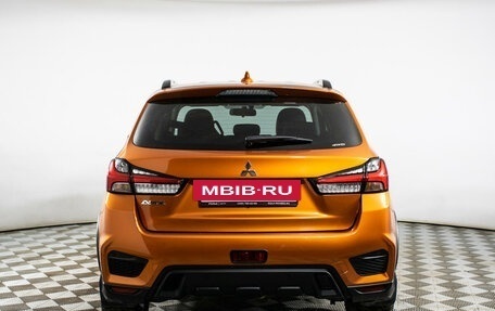 Mitsubishi ASX I рестайлинг, 2021 год, 2 600 000 рублей, 6 фотография