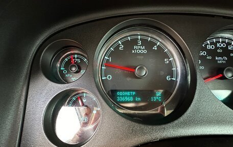 Chevrolet Tahoe III, 2012 год, 2 500 000 рублей, 7 фотография