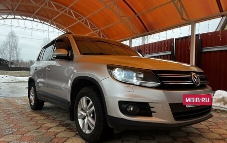 Volkswagen Tiguan I, 2011 год, 1 330 000 рублей, 6 фотография