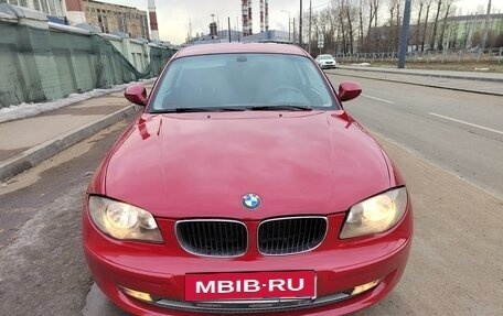 BMW 1 серия, 2010 год, 650 000 рублей, 2 фотография