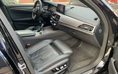 BMW 5 серия, 2019 год, 5 300 000 рублей, 13 фотография