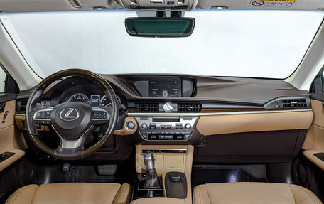 Lexus ES VII, 2017 год, 3 695 000 рублей, 15 фотография