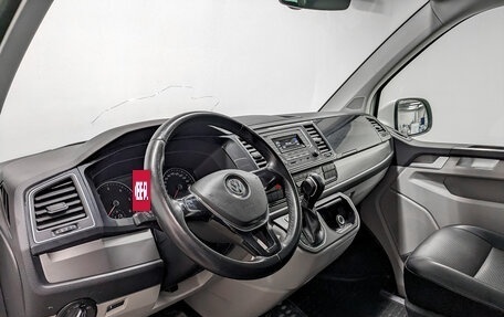 Volkswagen Caravelle T6 рестайлинг, 2019 год, 3 495 000 рублей, 19 фотография