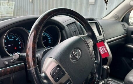 Toyota Land Cruiser 200, 2008 год, 3 599 000 рублей, 10 фотография