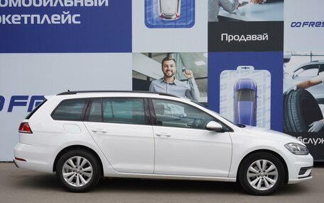 Volkswagen Golf VII, 2019 год, 1 789 000 рублей, 5 фотография