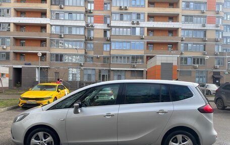 Opel Zafira C рестайлинг, 2013 год, 1 380 000 рублей, 2 фотография