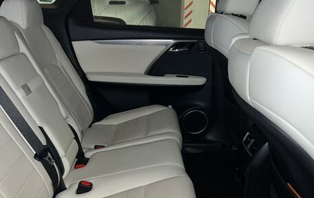 Lexus RX IV рестайлинг, 2017 год, 4 490 000 рублей, 20 фотография