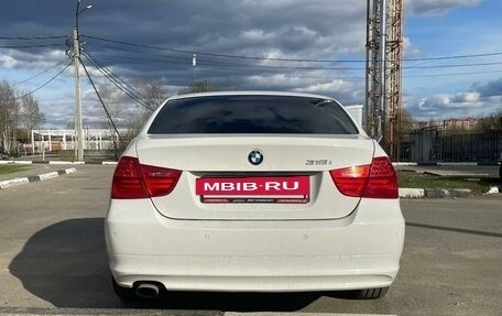 BMW 3 серия, 2011 год, 1 200 000 рублей, 12 фотография