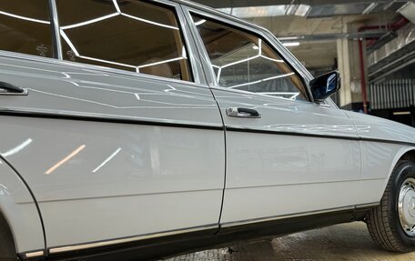Mercedes-Benz W123, 1981 год, 1 200 000 рублей, 17 фотография