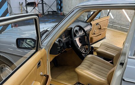 Mercedes-Benz W123, 1981 год, 1 200 000 рублей, 36 фотография