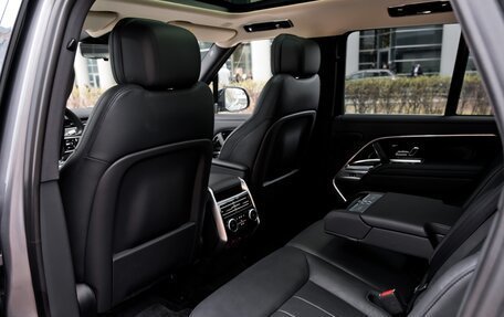 Land Rover Range Rover IV рестайлинг, 2022 год, 21 898 000 рублей, 38 фотография