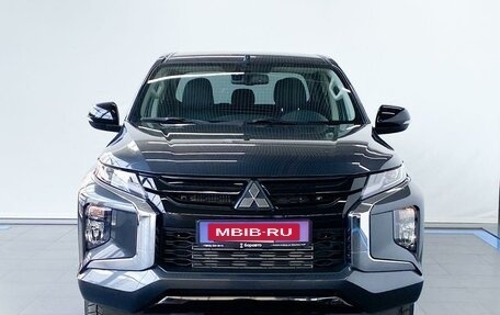 Mitsubishi L200, 2023 год, 5 095 000 рублей, 16 фотография