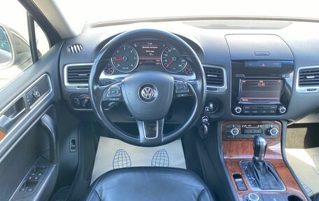 Volkswagen Touareg III, 2011 год, 2 139 000 рублей, 11 фотография