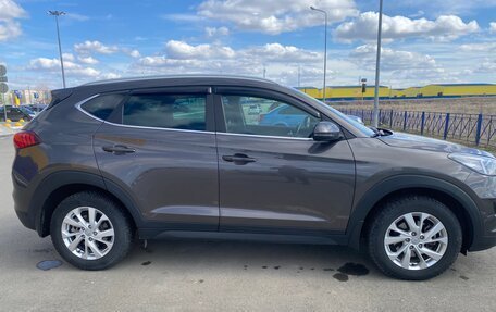 Hyundai Tucson III, 2018 год, 2 349 000 рублей, 3 фотография