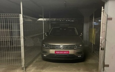 Volkswagen Tiguan II, 2018 год, 3 200 000 рублей, 1 фотография