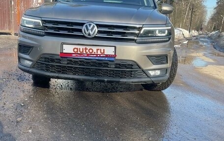 Volkswagen Tiguan II, 2018 год, 3 200 000 рублей, 14 фотография