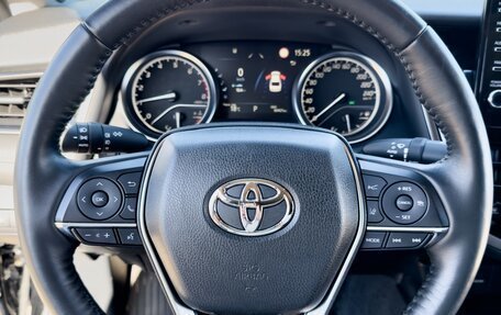 Toyota Camry, 2021 год, 3 800 000 рублей, 13 фотография