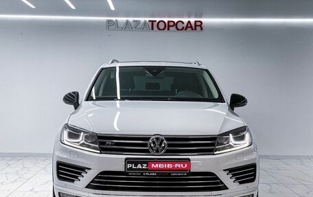 Volkswagen Touareg III, 2017 год, 4 550 000 рублей, 4 фотография