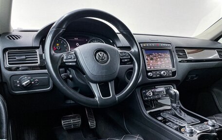 Volkswagen Touareg III, 2017 год, 4 550 000 рублей, 25 фотография