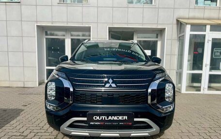 Mitsubishi Outlander, 2023 год, 4 329 000 рублей, 2 фотография