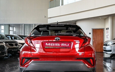 Toyota C-HR I рестайлинг, 2020 год, 2 549 000 рублей, 7 фотография