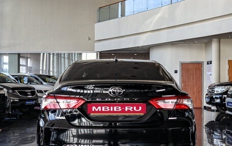 Toyota Camry, 2021 год, 3 699 000 рублей, 4 фотография