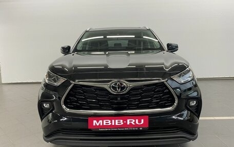 Toyota Highlander, 2022 год, 10 264 890 рублей, 16 фотография