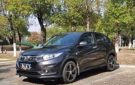 Honda Vezel, 2020 год, 1 750 000 рублей, 1 фотография