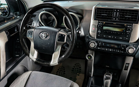 Toyota Land Cruiser Prado 150 рестайлинг 2, 2013 год, 2 989 000 рублей, 9 фотография