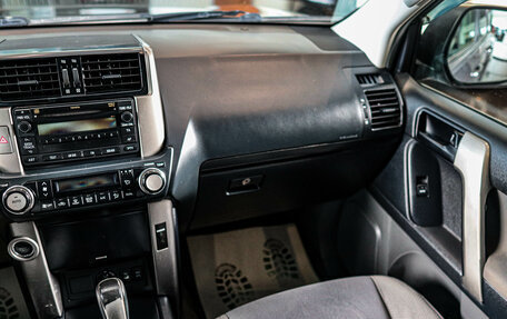 Toyota Land Cruiser Prado 150 рестайлинг 2, 2013 год, 2 989 000 рублей, 11 фотография