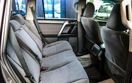 Toyota Land Cruiser Prado 150 рестайлинг 2, 2013 год, 2 989 000 рублей, 21 фотография