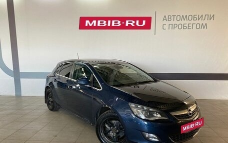 Opel Astra J, 2012 год, 810 000 рублей, 3 фотография