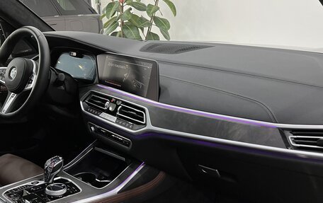 BMW X7, 2022 год, 15 000 000 рублей, 14 фотография