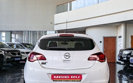 Opel Astra J, 2011 год, 999 000 рублей, 6 фотография