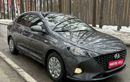 Hyundai Solaris II рестайлинг, 2021 год, 1 760 000 рублей, 1 фотография