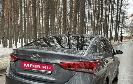 Hyundai Solaris II рестайлинг, 2021 год, 1 760 000 рублей, 3 фотография