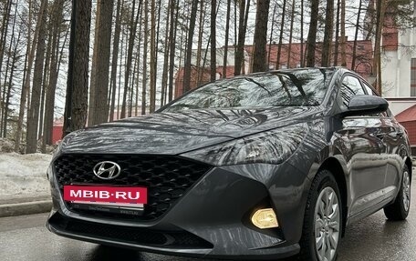 Hyundai Solaris II рестайлинг, 2021 год, 1 760 000 рублей, 7 фотография