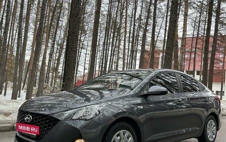 Hyundai Solaris II рестайлинг, 2021 год, 1 760 000 рублей, 4 фотография
