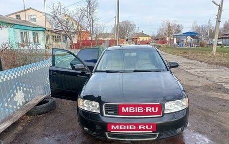 Audi A4, 2004 год, 550 000 рублей, 2 фотография