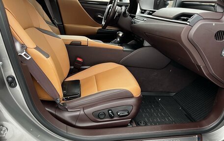 Lexus ES VII, 2020 год, 4 850 000 рублей, 6 фотография
