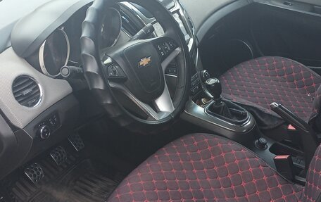 Chevrolet Cruze II, 2013 год, 700 000 рублей, 5 фотография