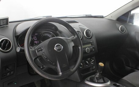Nissan Qashqai, 2011 год, 999 000 рублей, 13 фотография