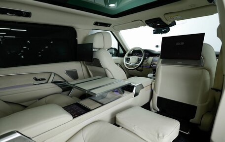 Land Rover Range Rover IV рестайлинг, 2022 год, 32 990 000 рублей, 9 фотография