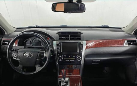 Toyota Camry, 2013 год, 1 800 000 рублей, 11 фотография