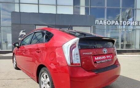 Toyota Prius, 2014 год, 1 699 990 рублей, 19 фотография